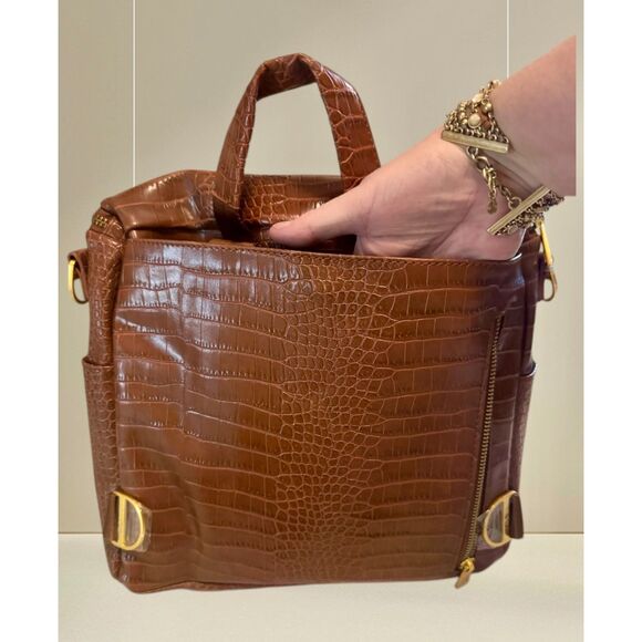FAWN DESIGN NWT Backpack Diaper Bag Pecan Brown Croc Embossed Faux Leather Purse - Picture 12 of 16